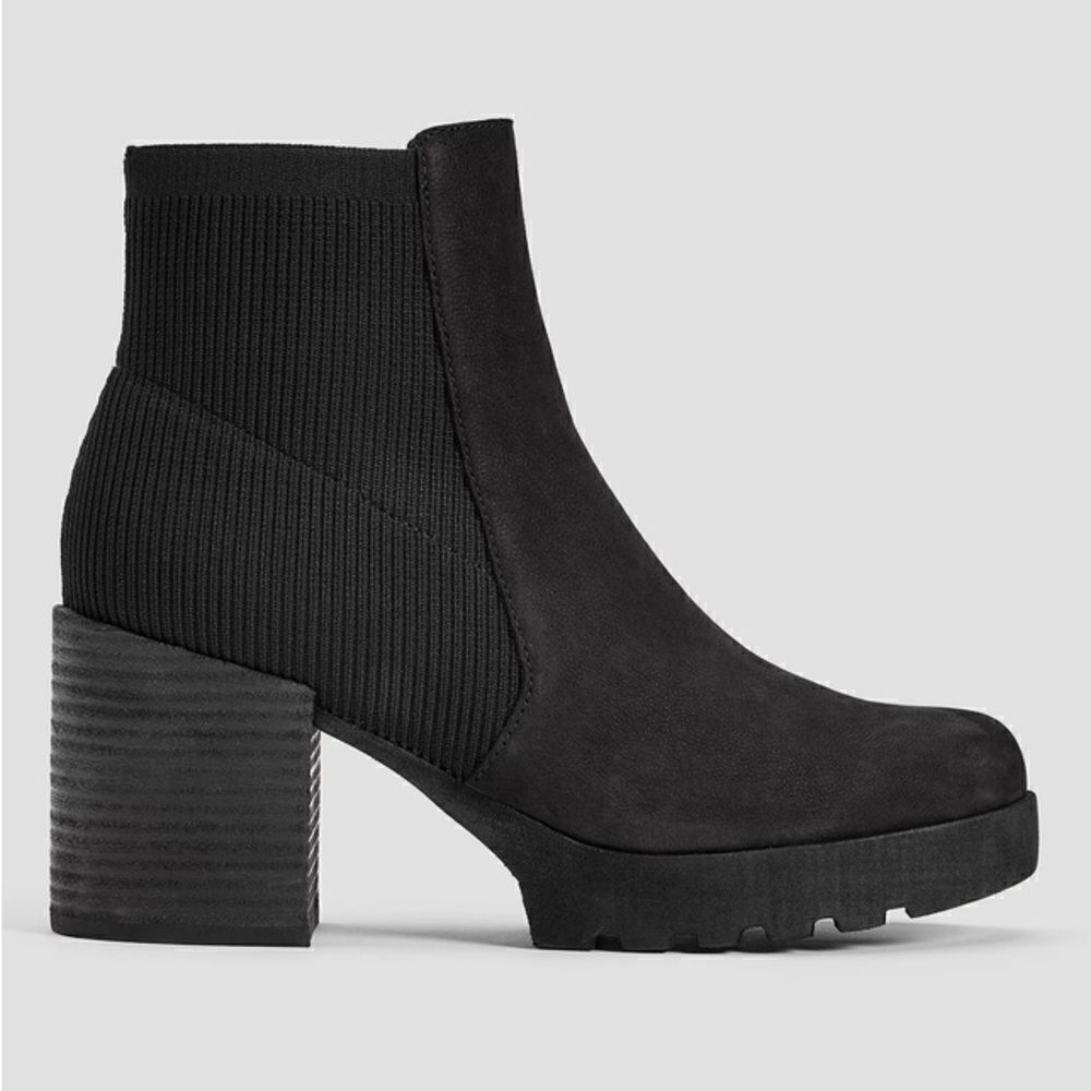 EILEEN FISHER Farrah Tumbled Nubuck Bootie shoes women’s size 9.5